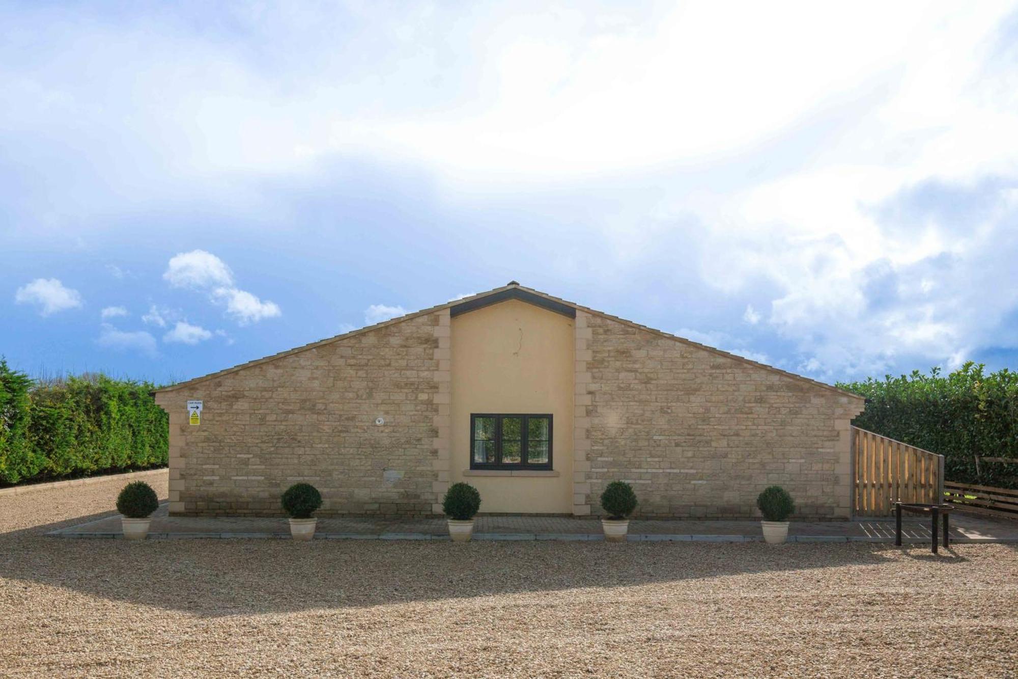 Aintree Cottage Cirencester Exterior photo