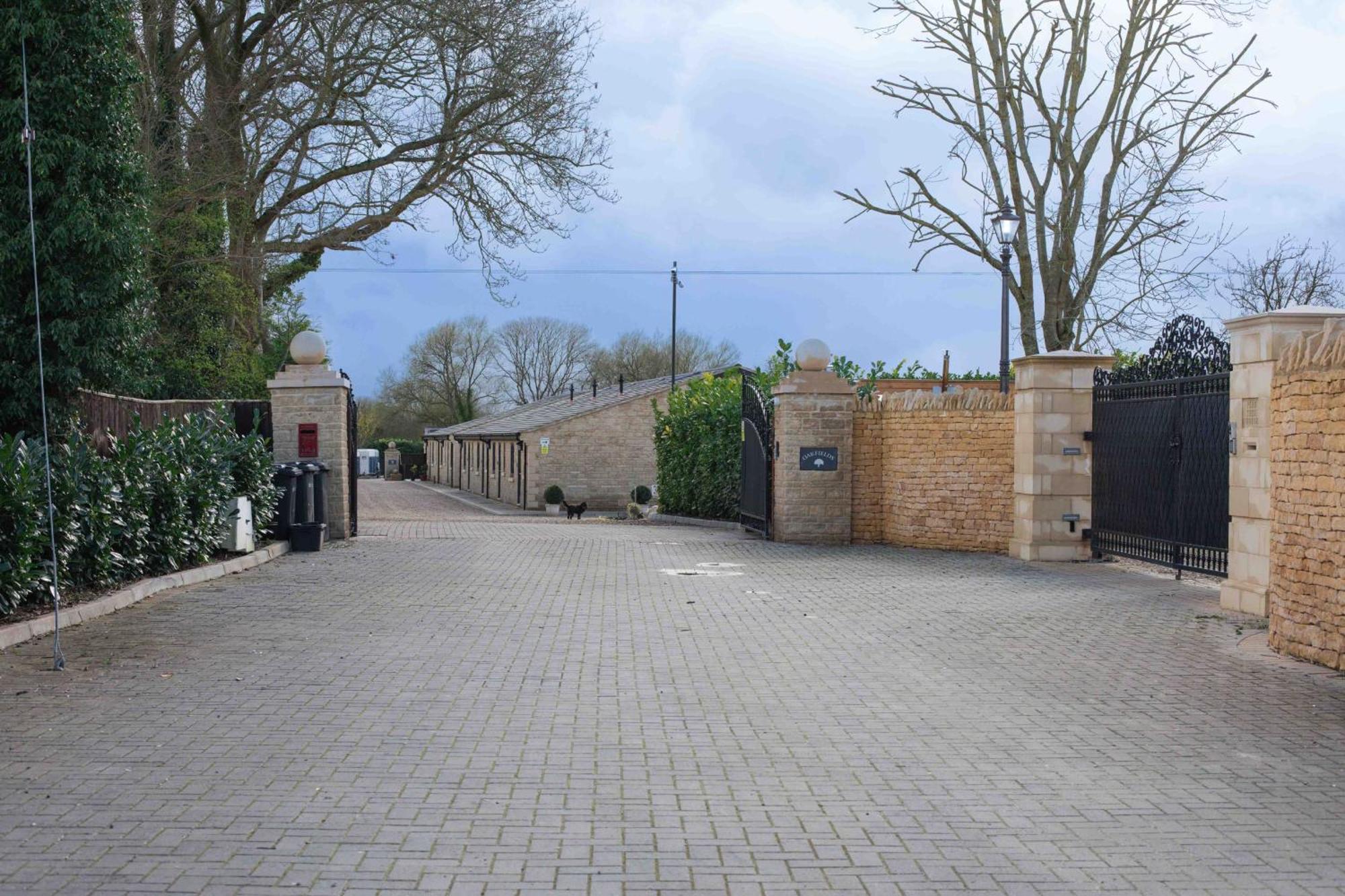 Aintree Cottage Cirencester Exterior photo